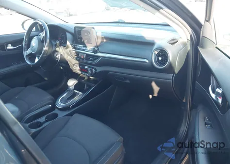 2019 Kia Forte S из США, поврежденный, VIN 3KPF34AD3KE105121